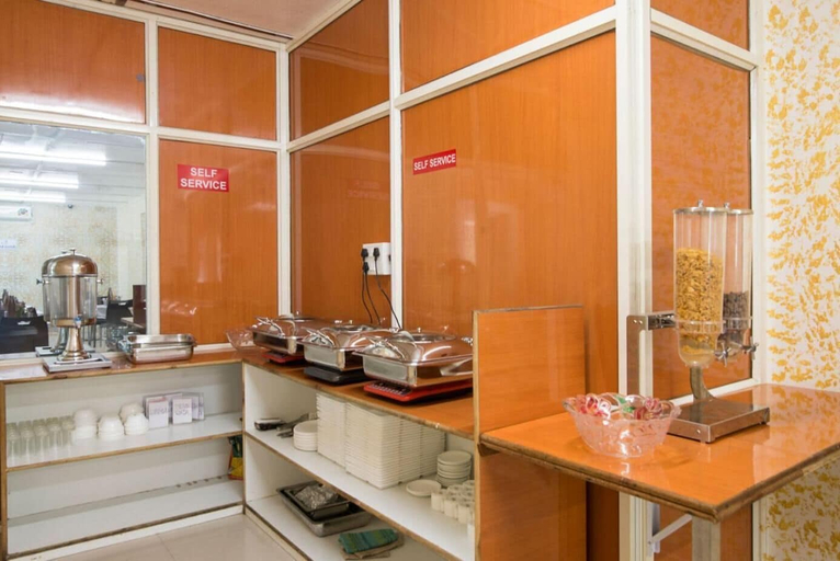 Food & Drinks 5, Hotel Sheetal Plaza, Surat