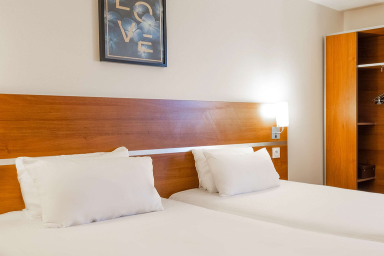 Bedroom 22