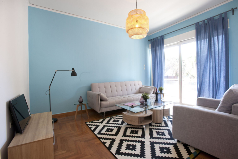 Others 5, Palaio Faliro, Bright and Spacious Apartment, Attica