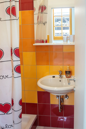 Bathroom, BikeSki B&B, Mežica