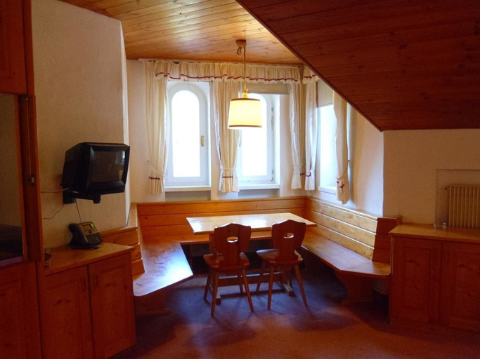 Others 4, Residence Ploner, Bolzano