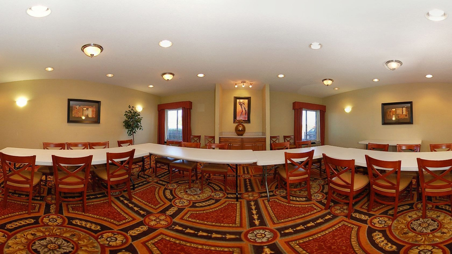 Food & Drinks 5, Holiday Inn Express CORYDON by IHG, Harrison