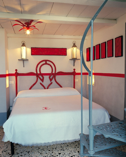 Bedroom 3, Villa Laetitia, Latina