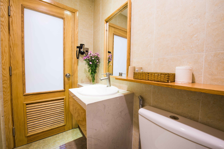 Bathroom 4, Sincero Hotel & Apartment, Da Nang