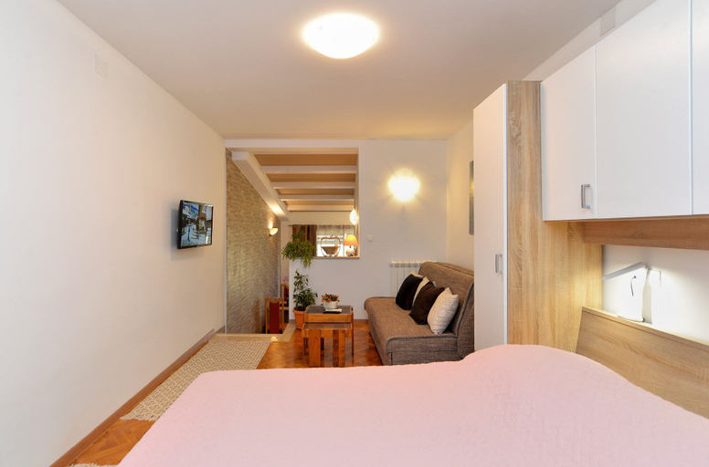 Bedroom 2, Apartment 1049, Rovinj