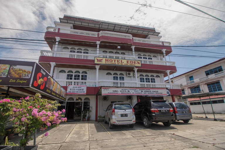 Exterior & Views, RedDoorz Syariah near Universitas Negeri Padang, Padang