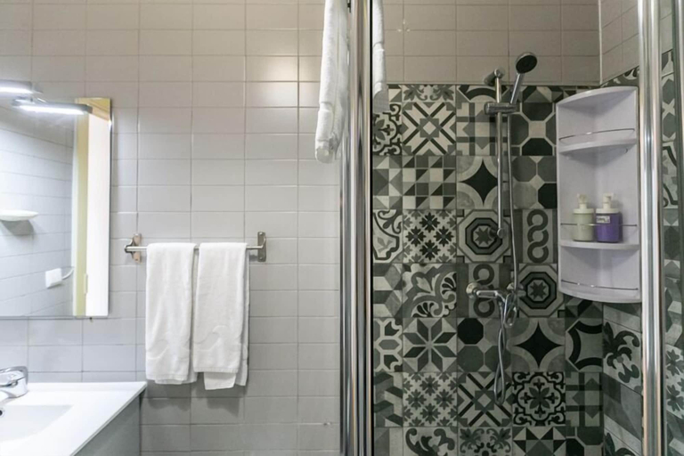 Bathroom 3, Popartment, Porto