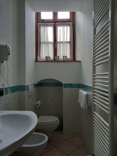 Bathroom 5, La locanda del Borgo, Parma