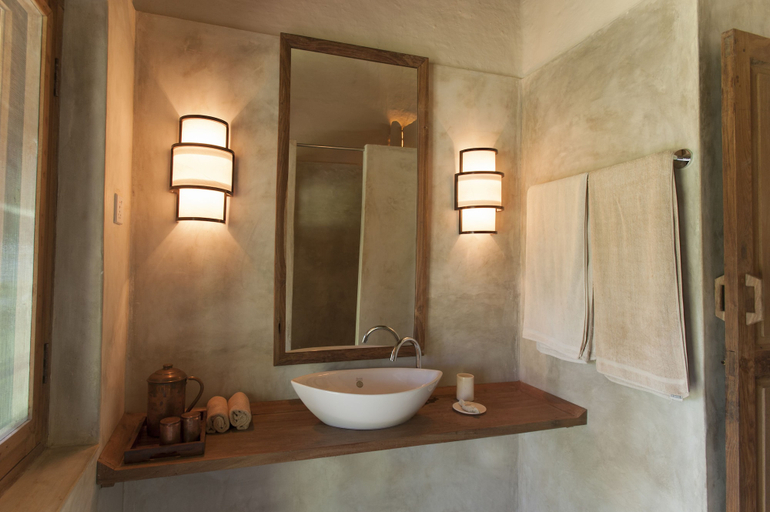Bathroom 4, Tiger Tops Karnali Lodge, Bheri