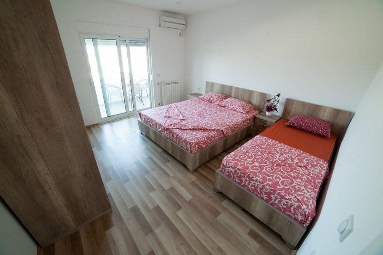 Bedroom 3, Apartmens Rex