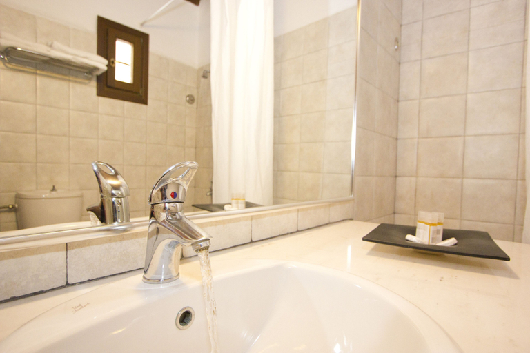 Bathroom 5, Paradision Hotel, South Aegean