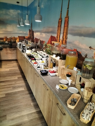 Food & Drinks 5, Boutique Hotel's Kwiska / Legnicka, Środa Śląska
