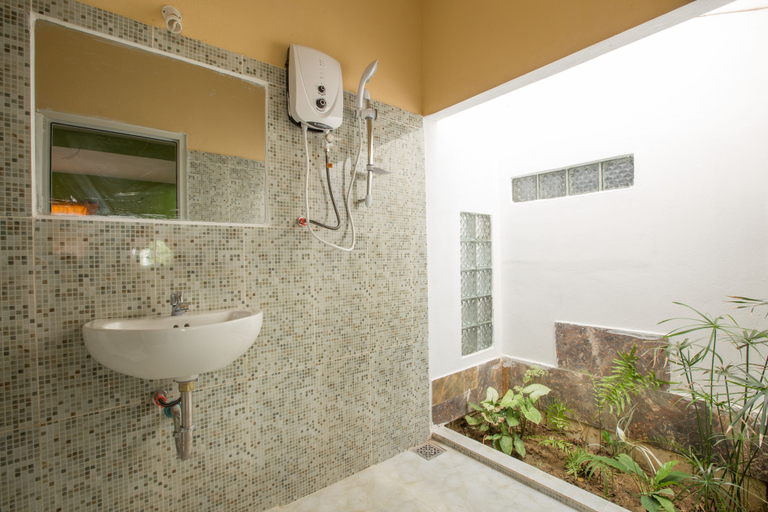 Bathroom 5, La Terrazza, Da Nang