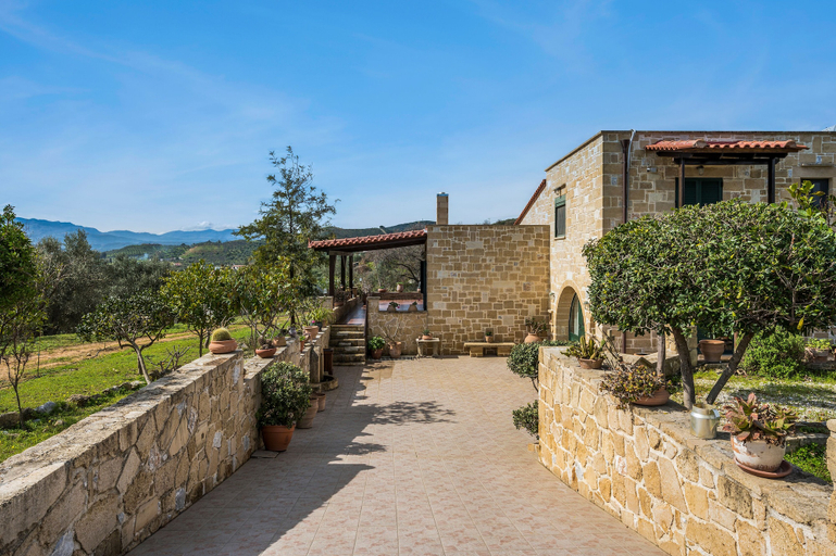 Exterior & Views 2, Athina Traditional Villa, Crete