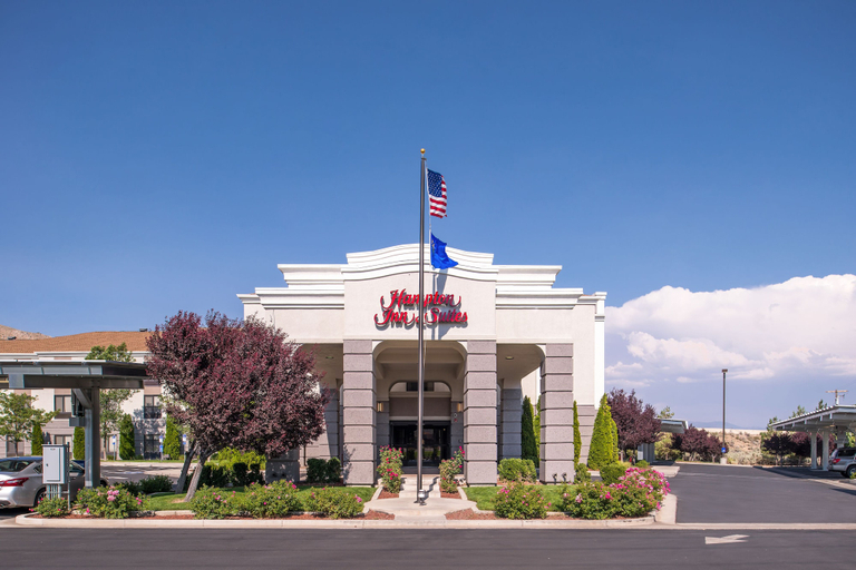 Exterior & Views 2, Hampton Inn & Suites Carson City, Carson City