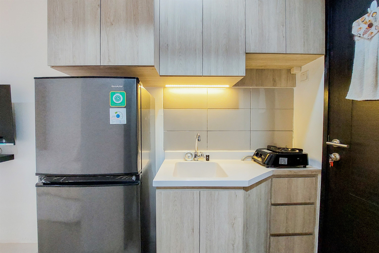 Others 2, Cozy Studio Apartment at Belmont Residence Puri By Travelio, Jakarta Barat