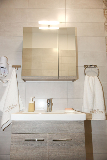Bathroom 4, G&M Luxury Studios, Central Macedonia
