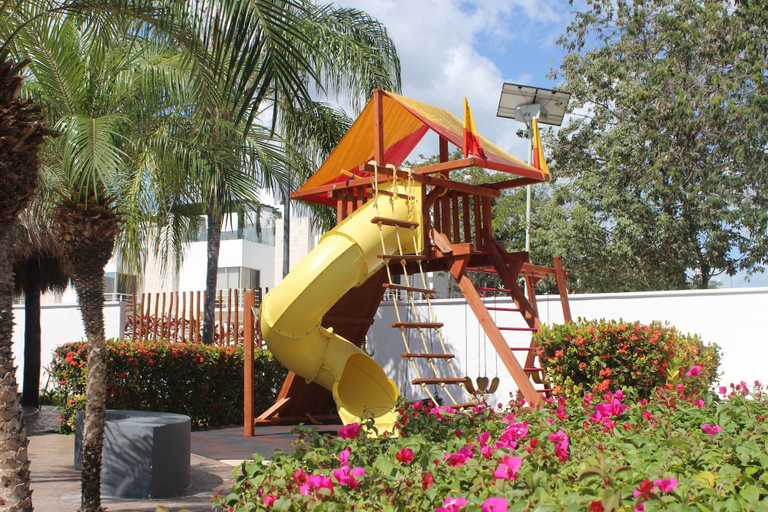 Others 4, Residencial Xola, Cozumel