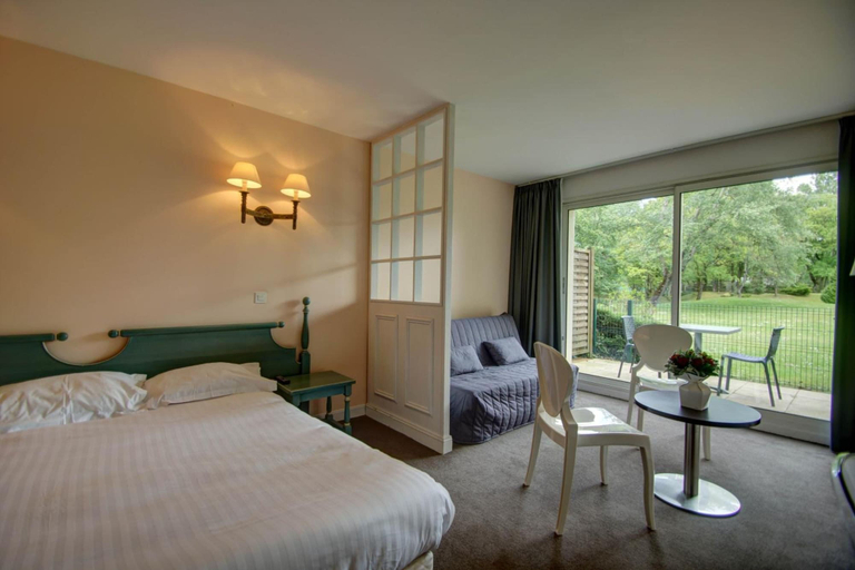 Bedroom 3, Hôtel du Parc, Pas-de-Calais