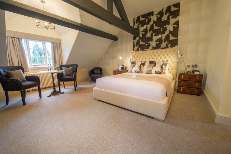 Bedroom 3, The Mount Country Manor Hotel & Golf, Wolverhampton