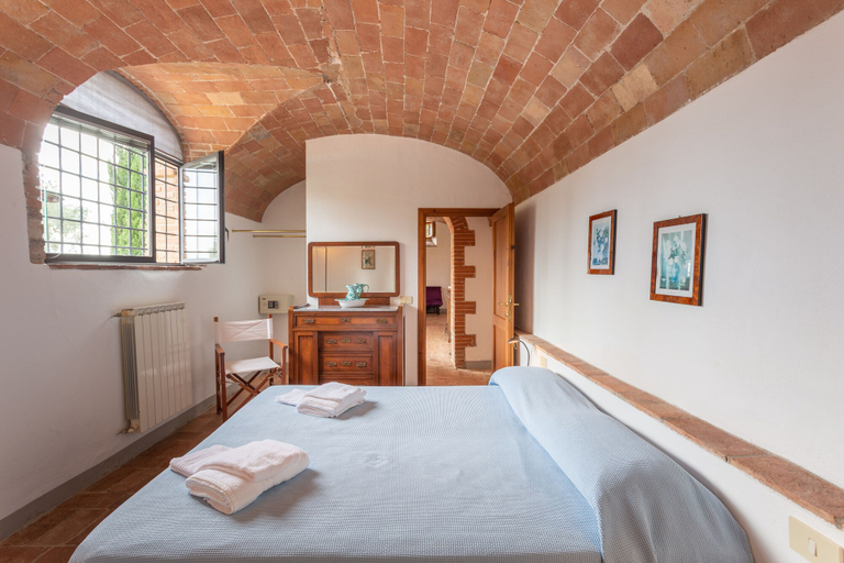 Bedroom 2, Fattoria Querceto, Florence
