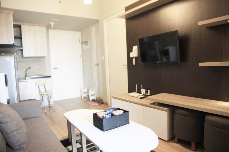 Others 4, Deluxe and Comfortable The Springlake Summarecon Apartment, Bekasi