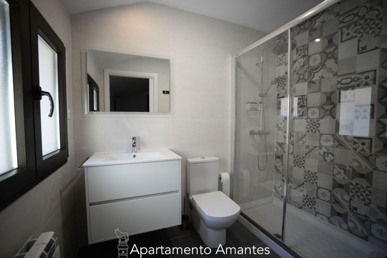 Bathroom 3, Apartamentos Plaza del Torico, Teruel