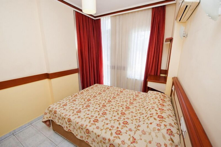 Bedroom 3, Lavinia Apart Hotel, Alanya