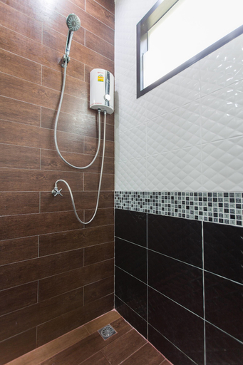 Bathroom 3, PB Pool Villa, Mueang Krabi