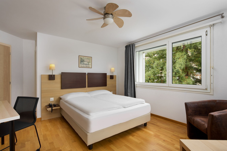 Bedroom 4, Hôtel Bon Port, Pays-d'Enhaut