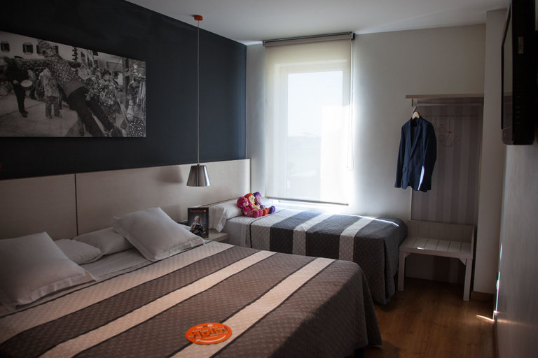 Bedroom 2, Hotel Bed4U Tudela, Navarra