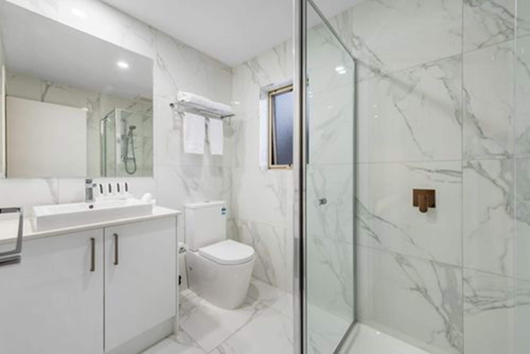 Bathroom 4, Melbourne Airport Motel, Hume - Broadmeadows