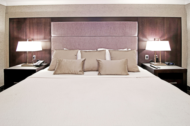 Bedroom 3, Best Western Plus Banff International Lodge, Division No. 15