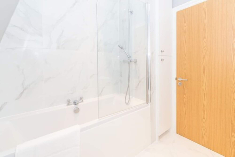 Bathroom 3, PML Apartments Southwick Street, London