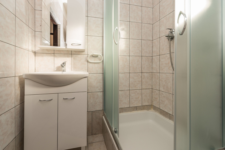 Bathroom 3, Apartment Steindl, Vir
