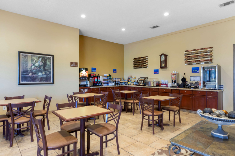 Food & Drinks 5, Best Western Taylor Inn, Williamson
