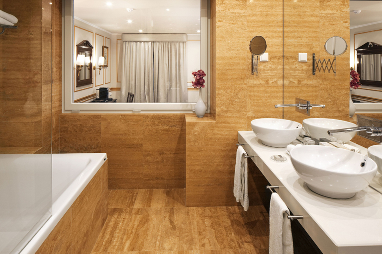 Bathroom 5, Longevity Senses - Cascais Boutique Hotel - Adults Only, Cascais