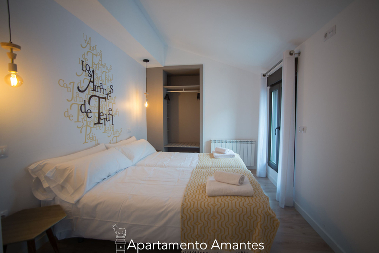 Bedroom 2, Apartamentos Plaza del Torico, Teruel
