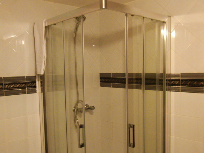 Bathroom, Casa Suiza, Málaga