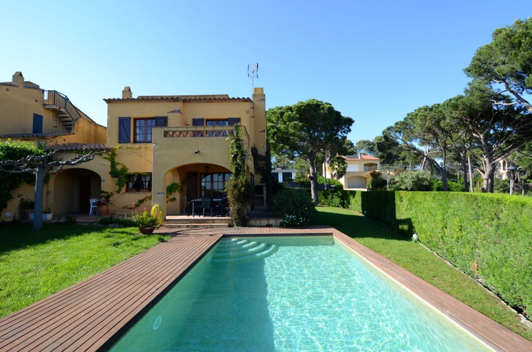 Sport & Beauty 4, Villa Andorra 1, Girona