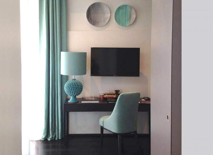 Bedroom 3, Hotel Byron, Lucca