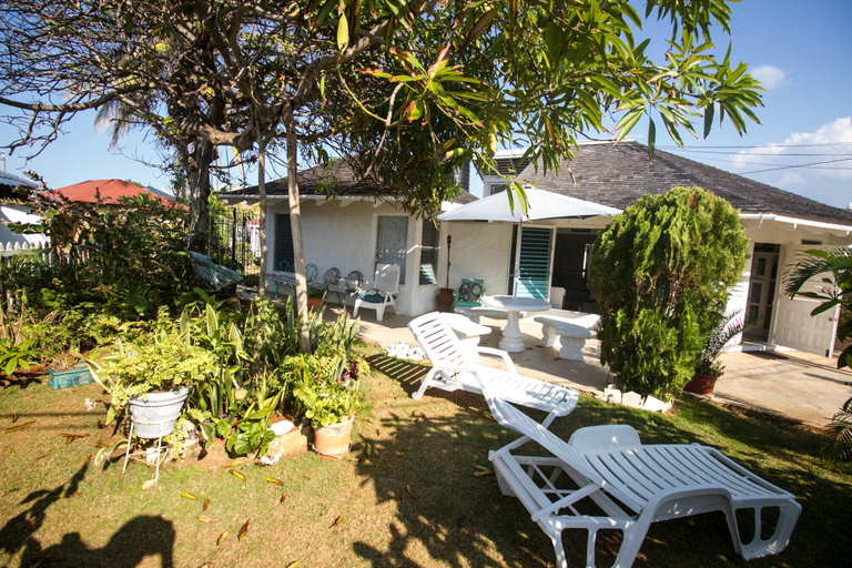 Exterior & Views 2, Yellow Canary Beach Villa