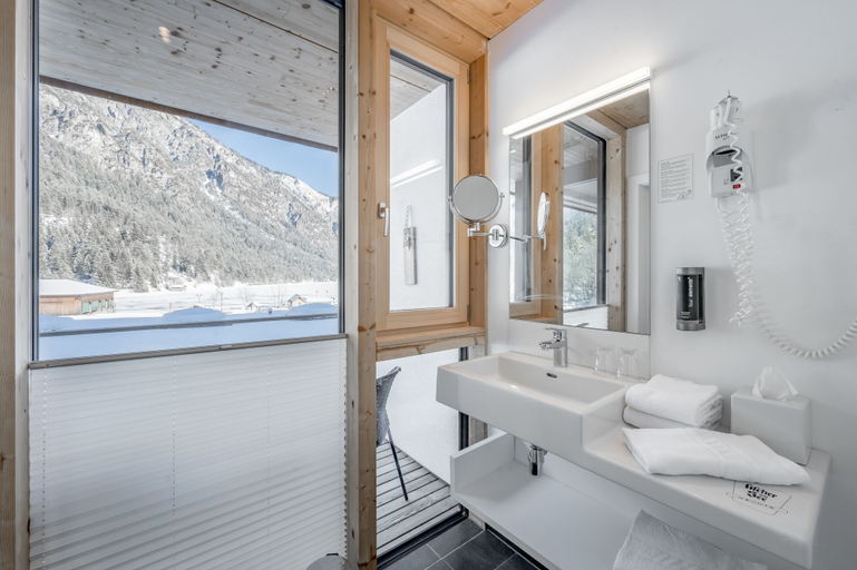 Bathroom 5, Hotel Fischer am See, Reutte