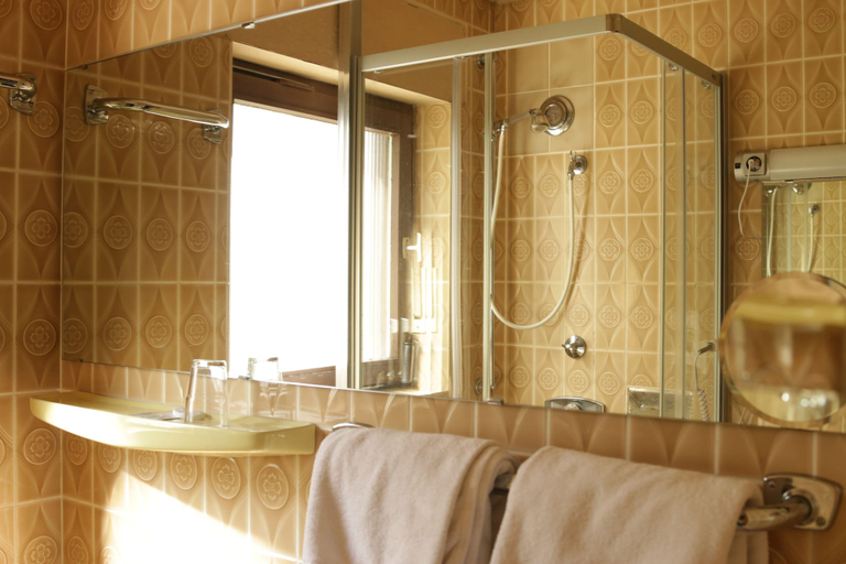 Bathroom 5, Hotel-Ristorante Ätna, Vogelsbergkreis