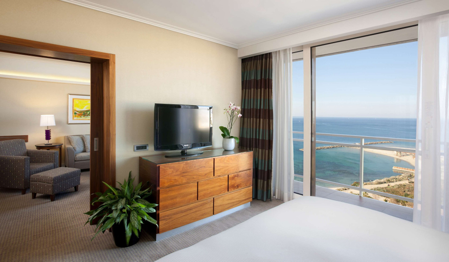 Bedroom 3, Hilton Tel Aviv