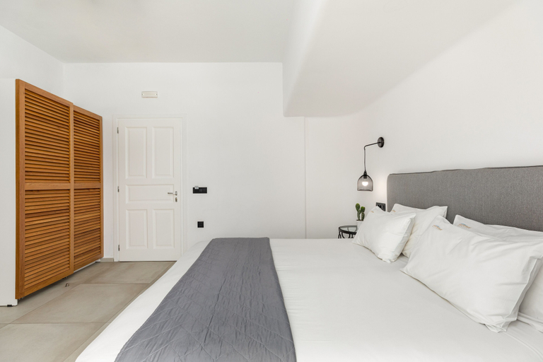 Bedroom 4, Corfos Hotel, South Aegean
