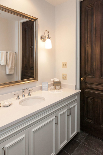 Bathroom 5, John Rutledge House Inn Charleston, Charleston