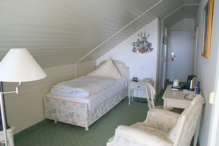 Bedroom 3, Best Western Hotel Rhoen Garden, Fulda