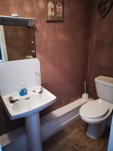 Bathroom 4, Claredon Hotel, Argyll and Bute