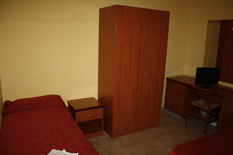 Bedroom 2, Eurorooms, Roma